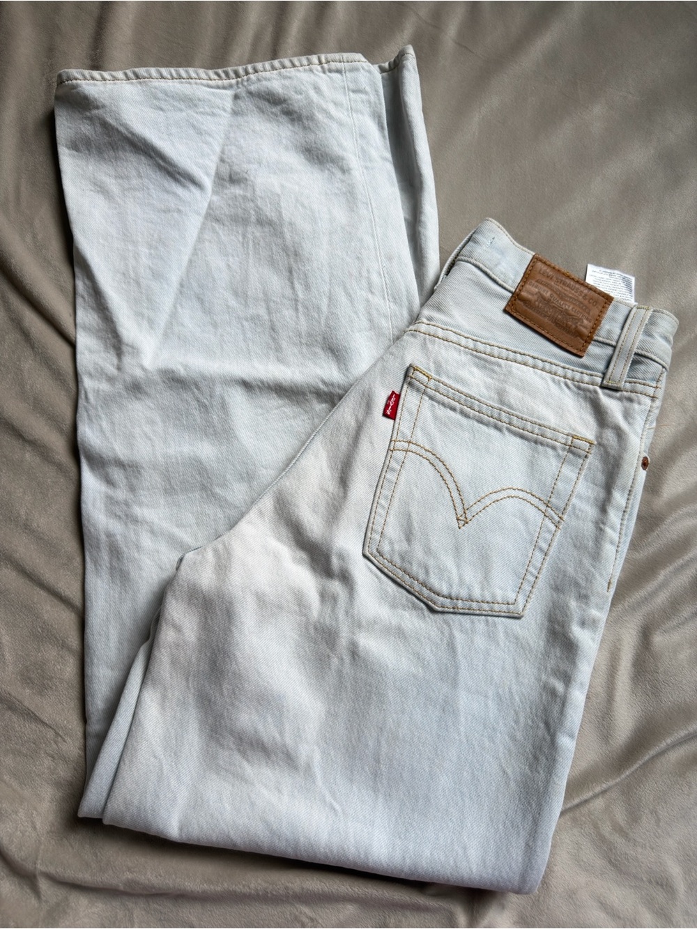 Levi's Off-White Straight-Leg Men's Jeans